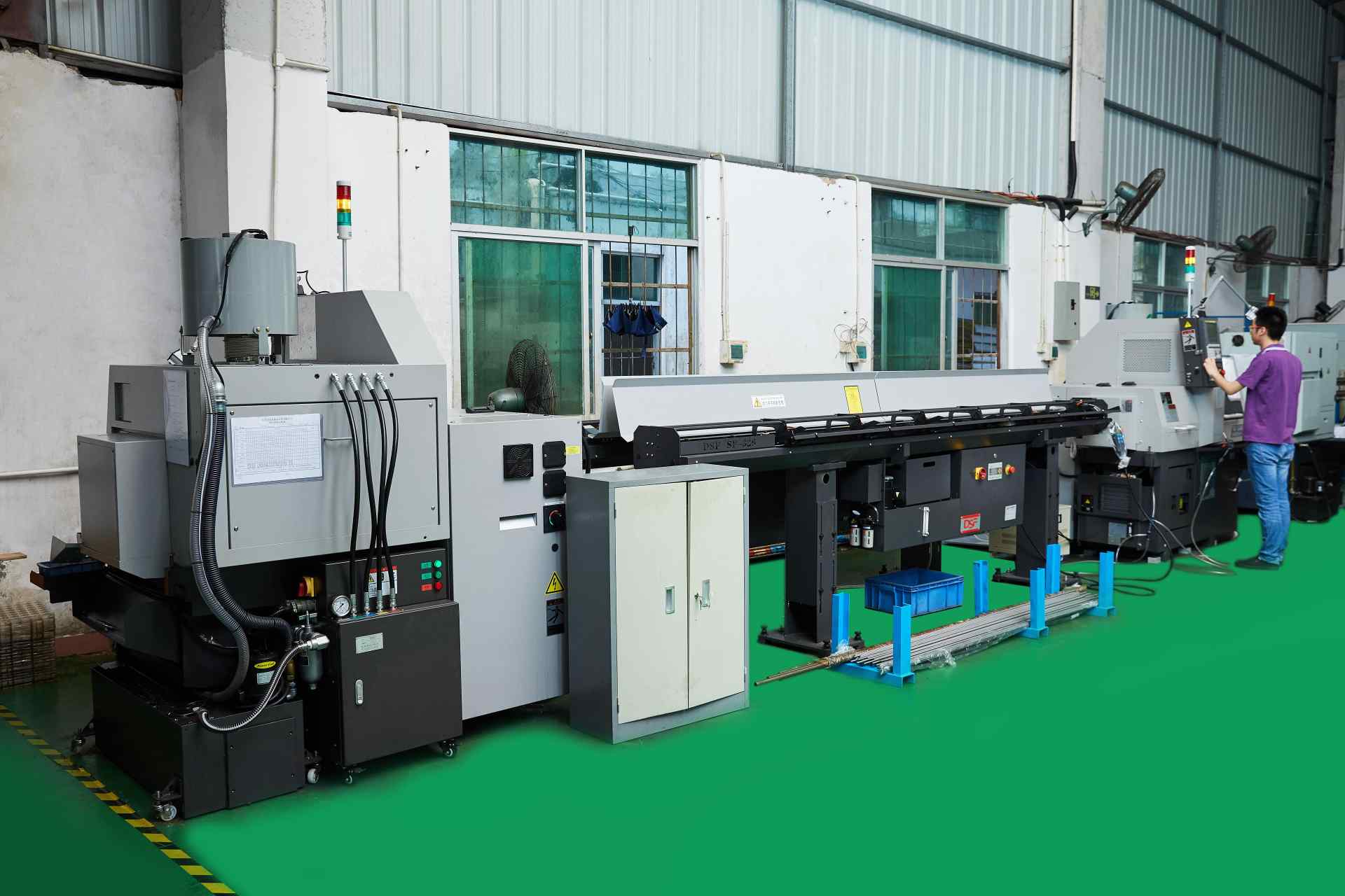 Precision CNC Tunring Center Workshop of Zhuohang